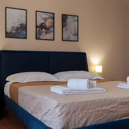 Apartmán +elegant In The Center With Etna View+