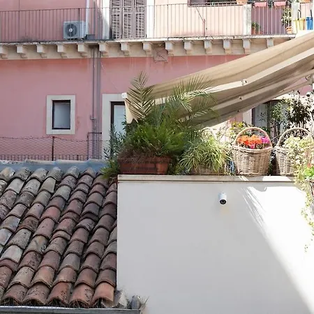 +elegant In The Center With Etna View+ Apartmán *
